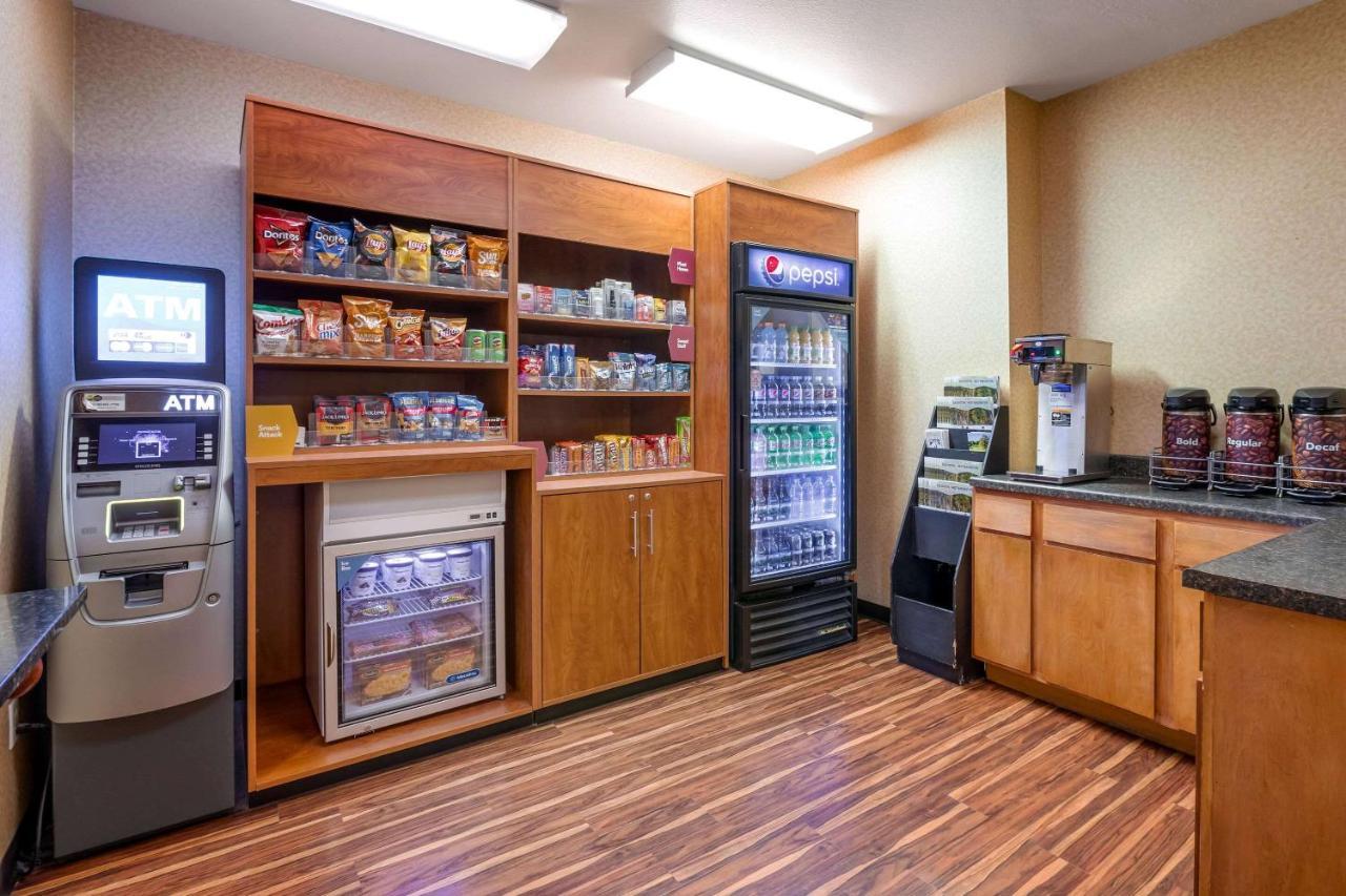 Comfort Suites Burlington Dış mekan fotoğraf