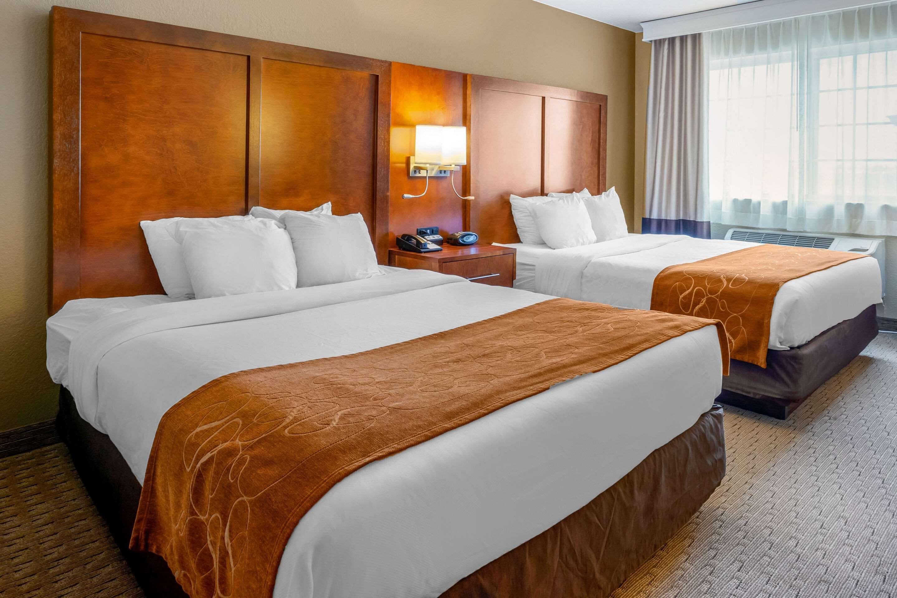 Comfort Suites Burlington Dış mekan fotoğraf