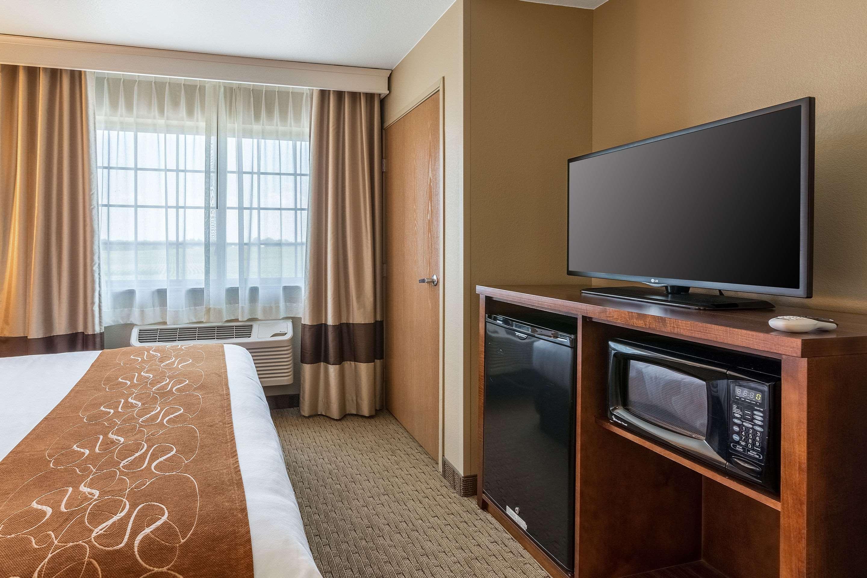 Comfort Suites Burlington Dış mekan fotoğraf