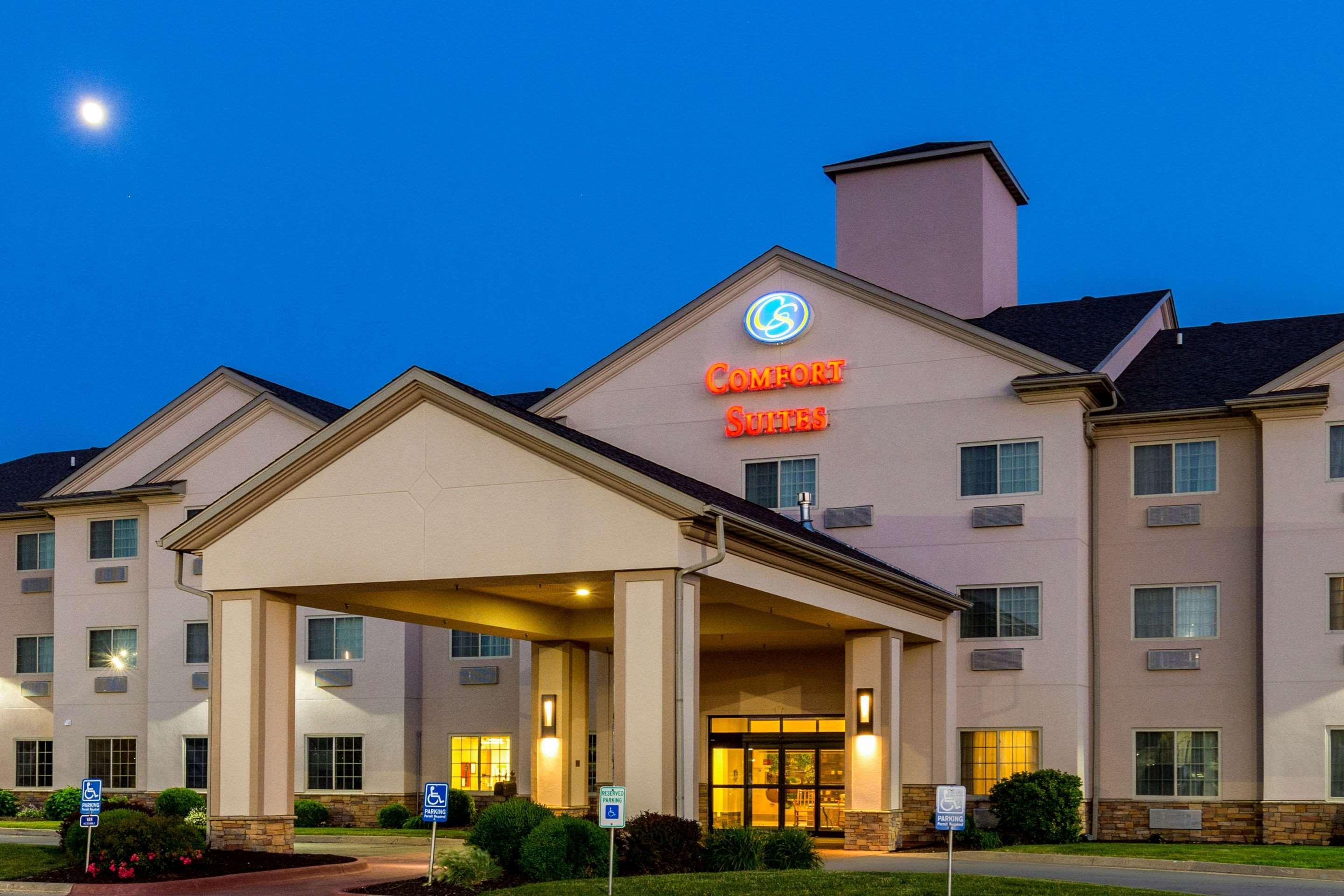 Comfort Suites Burlington Dış mekan fotoğraf