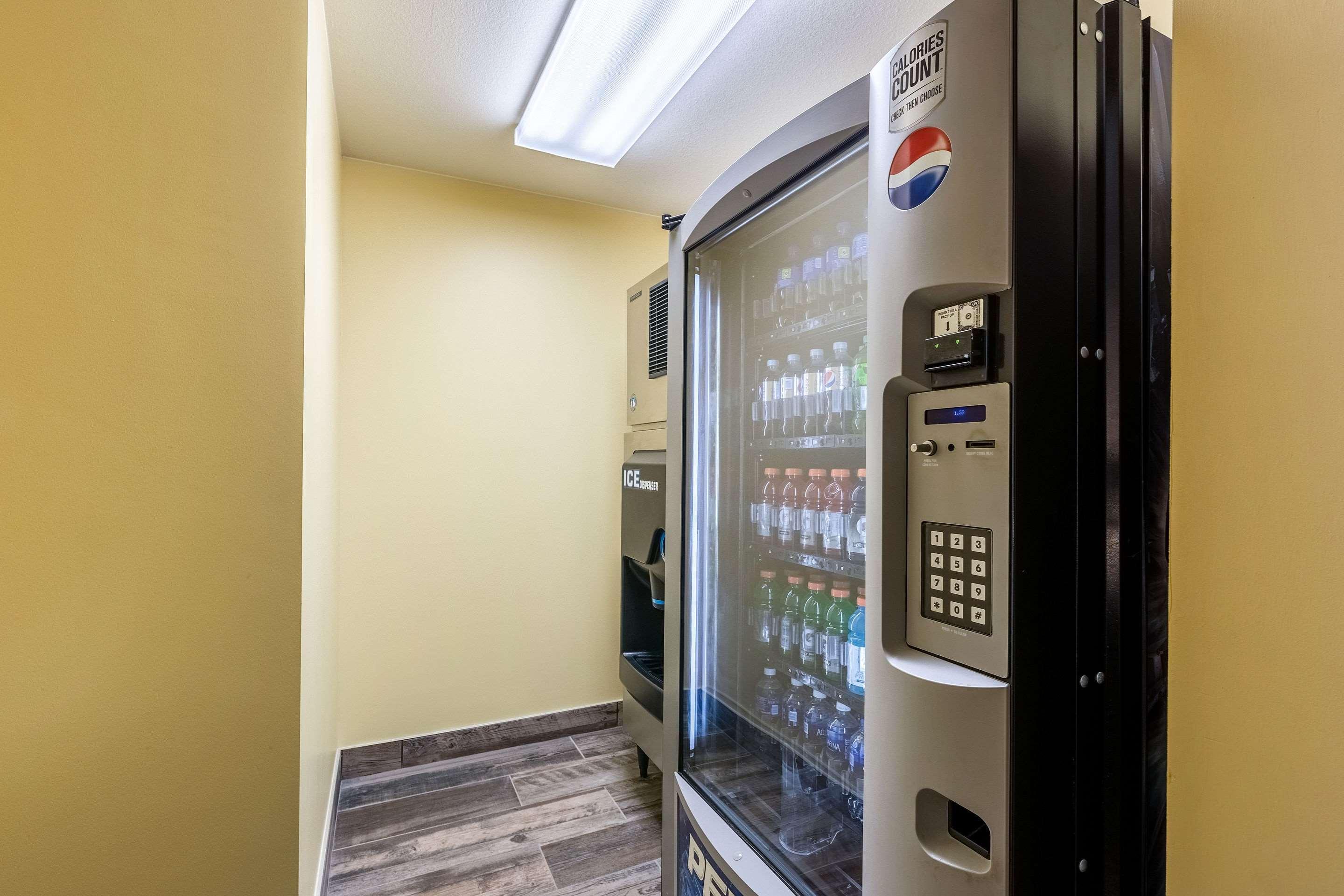 Comfort Suites Burlington Dış mekan fotoğraf
