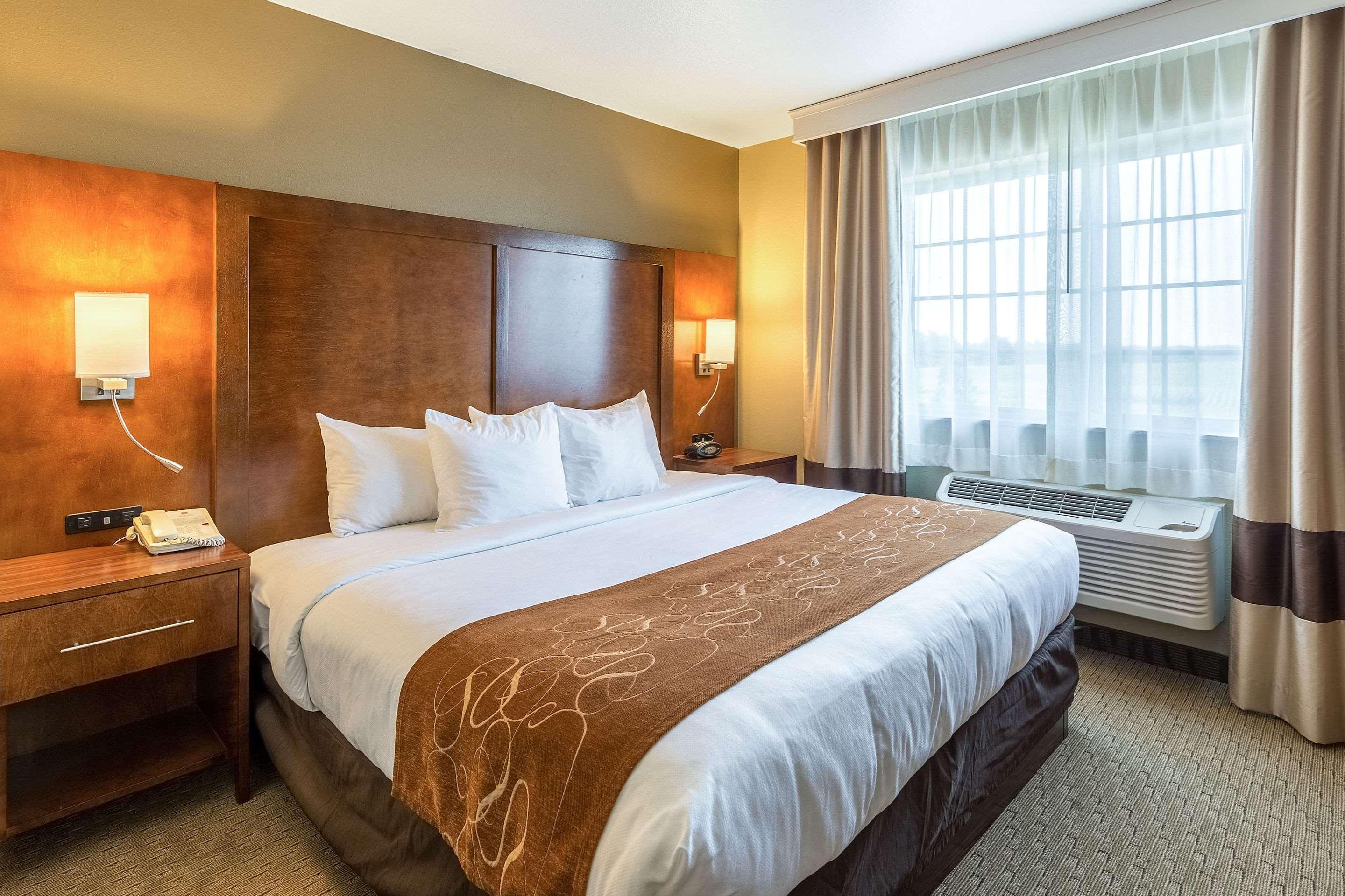 Comfort Suites Burlington Dış mekan fotoğraf
