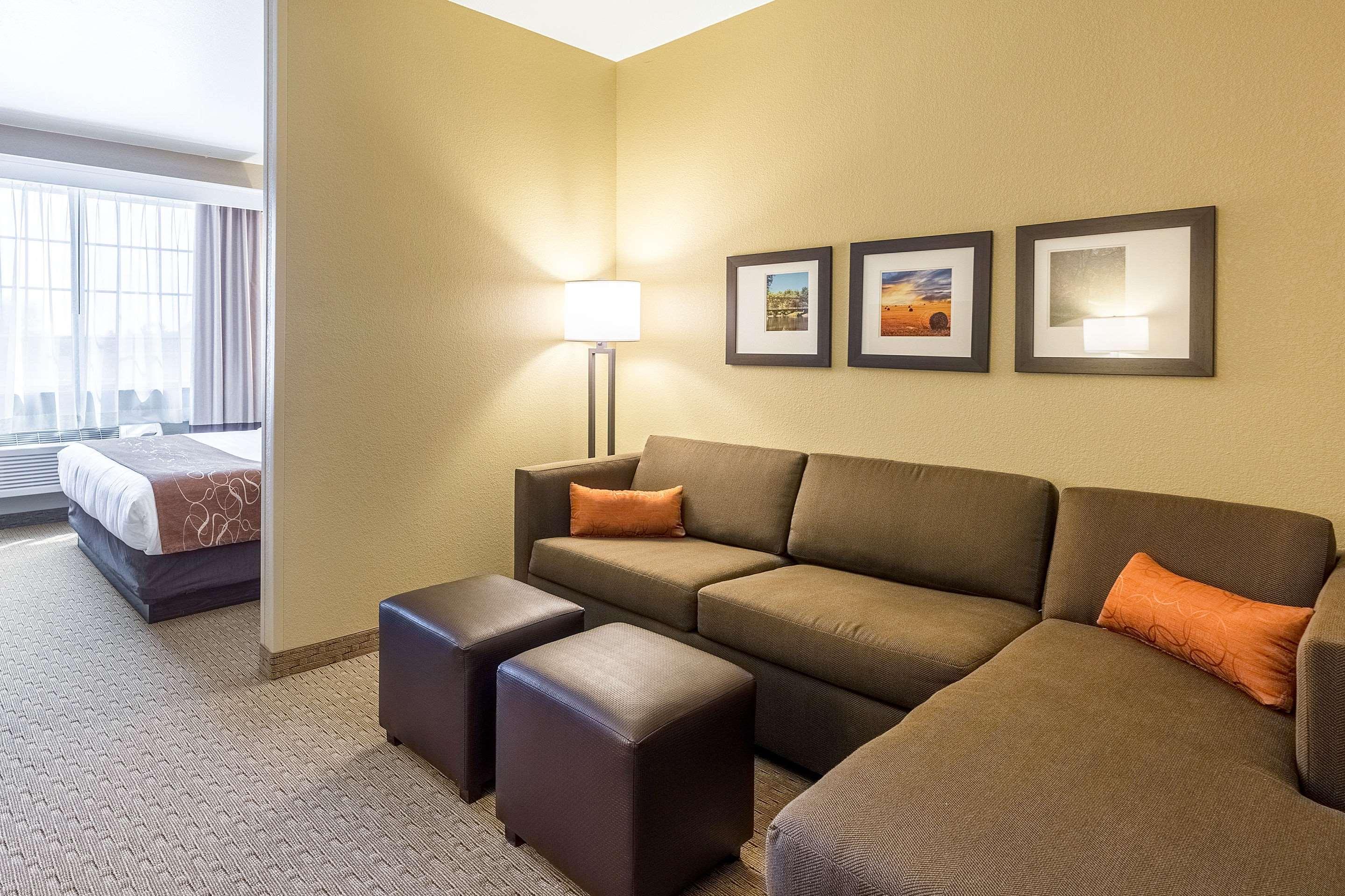 Comfort Suites Burlington Dış mekan fotoğraf