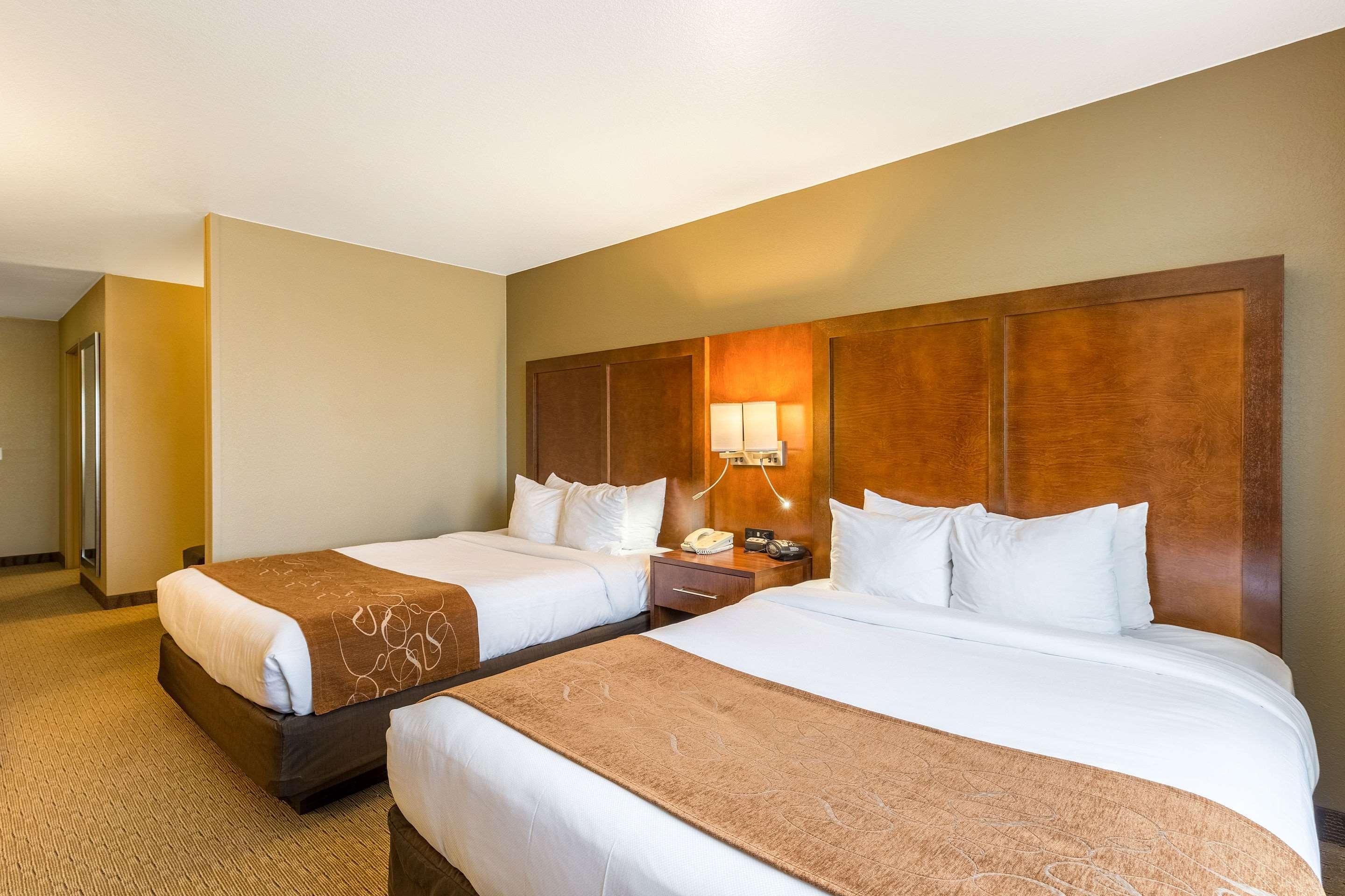 Comfort Suites Burlington Dış mekan fotoğraf