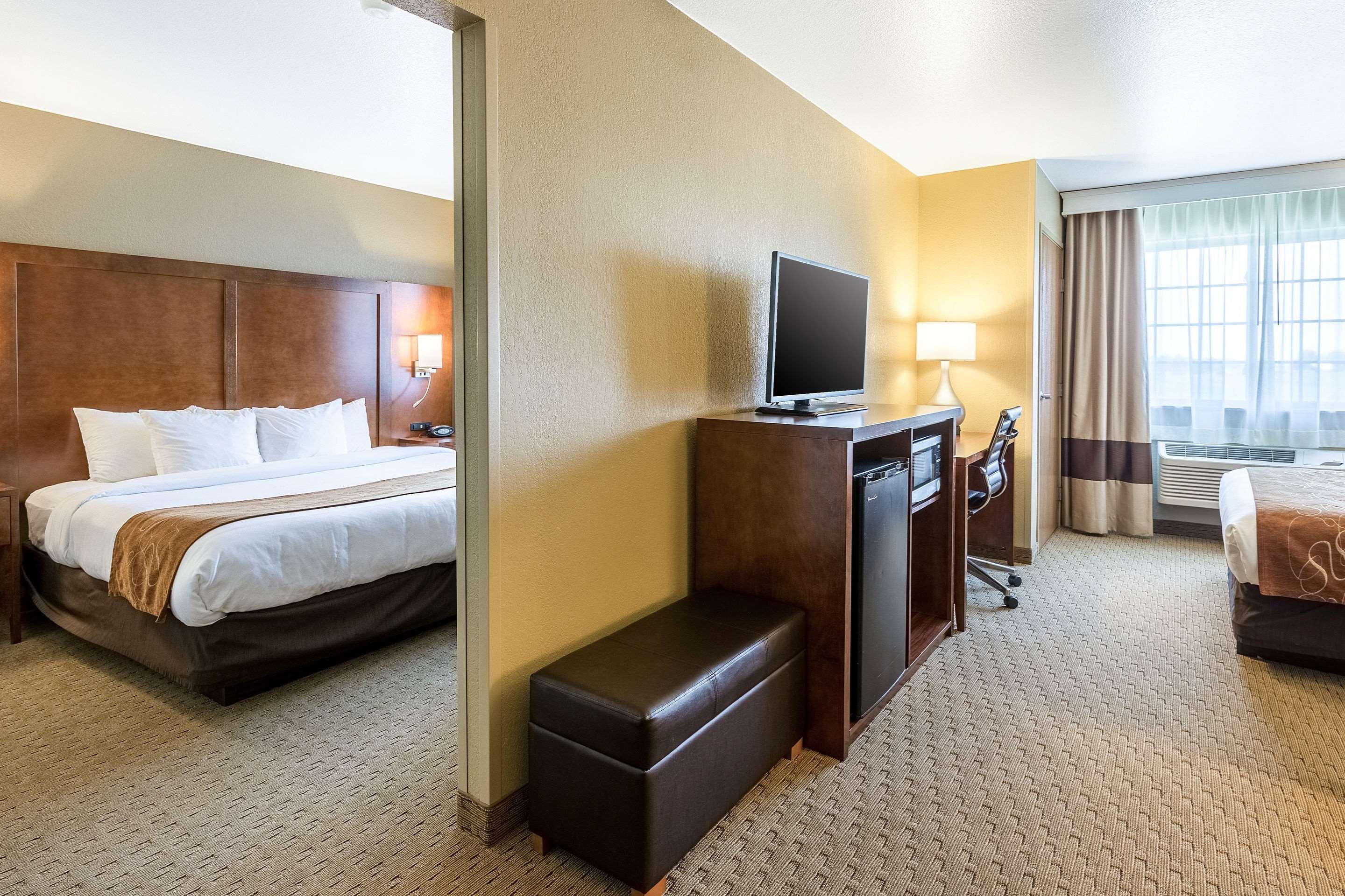 Comfort Suites Burlington Dış mekan fotoğraf
