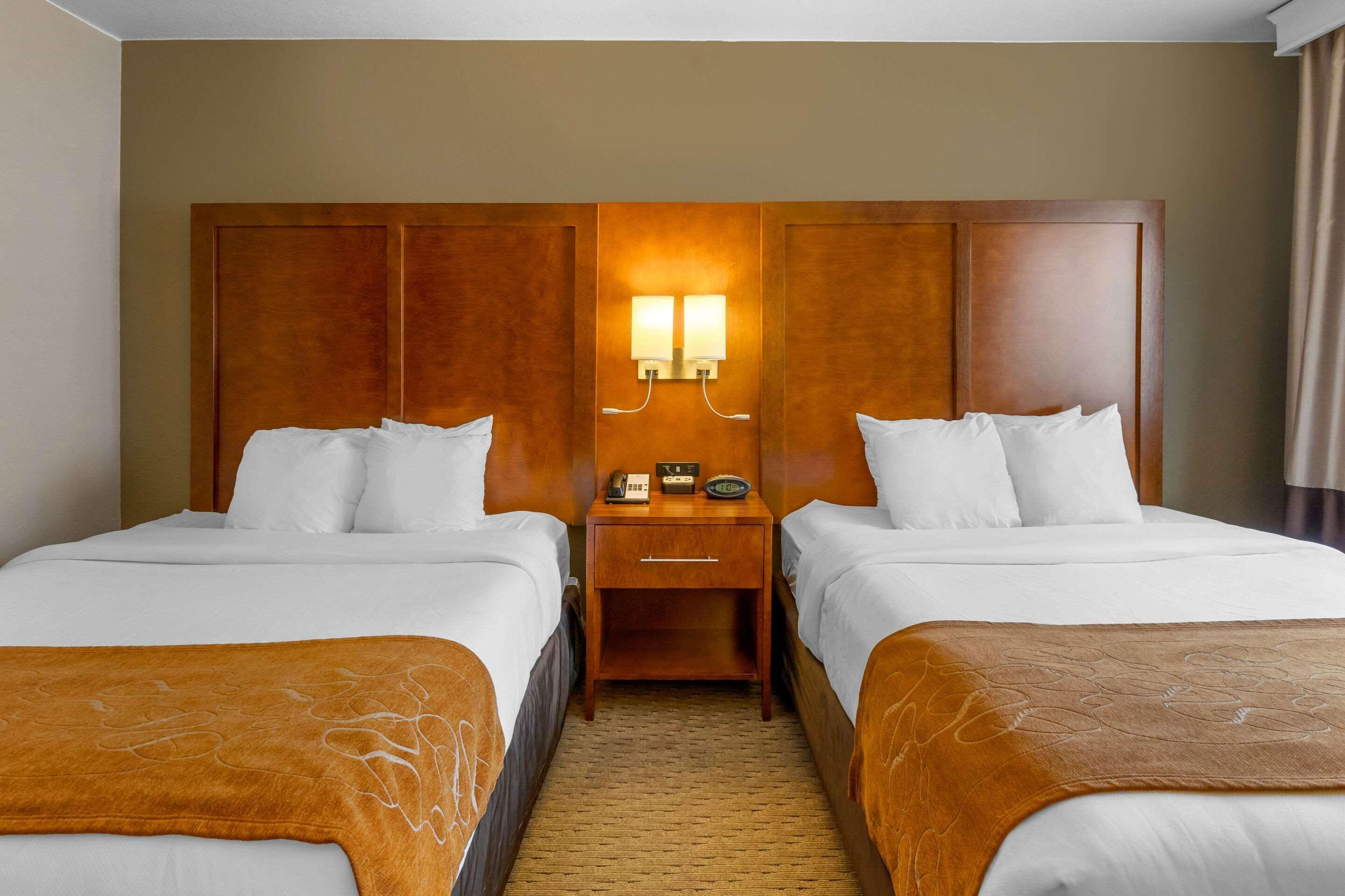 Comfort Suites Burlington Dış mekan fotoğraf
